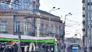 Blocaj pe linia de tramvai 21!