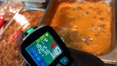 Control ANPC: Mâncarea stricată a distrus vacanța a 3 familii de turiști bucureșteni!