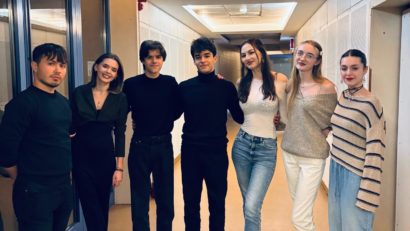 VIDEO| Teatrul și improvizația – cum ne ajută să ne înțelegem mai bine emoțiile