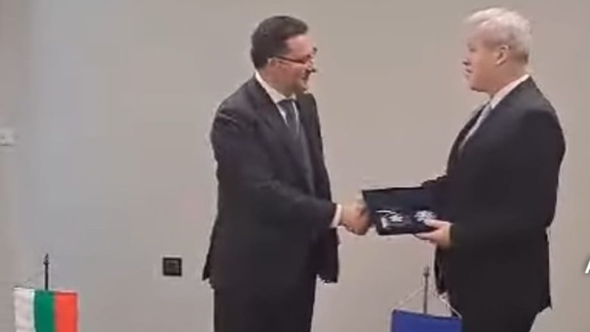 Ministrul Cătălin Predoiu şi omologul bulgar, întrevedere cu ocazia lansării patrulelor comune la frontiera bulgaro-turcă