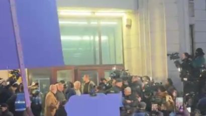 Georgescu are interdicţia de a părăsi România şi să posteze online mesaje legionare, fasciste, antisemite şi rasiste