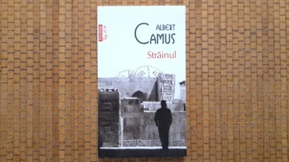 Bine de citit: Străinul