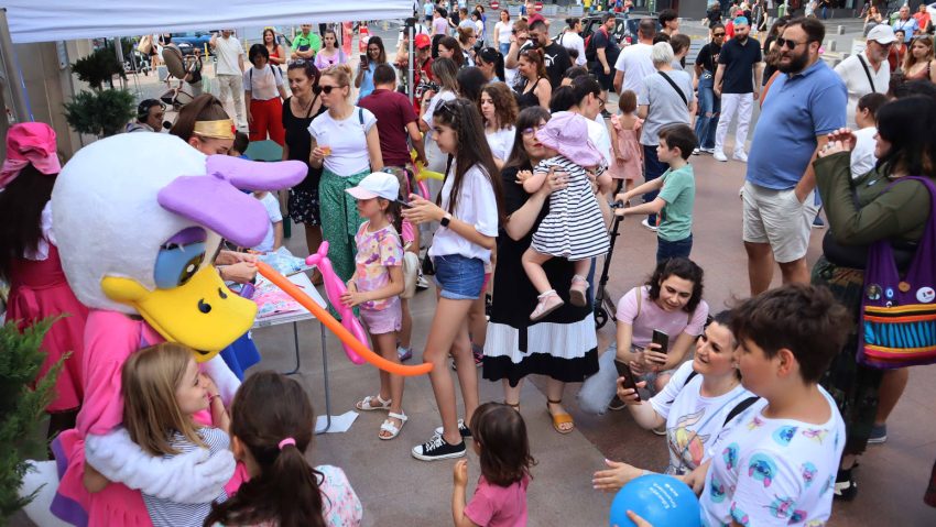 Spectacole, ateliere și magie în weekendul 31 mai – 1 iunie la „Străzi deschise – București”