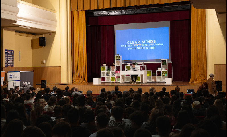 „Clear Minds”, inițiativă din Sectorul 2 al Capitalei pentru a marca combaterea consumului de droguri. Rareș Hopincă: „Nu am întâlnit persoane în viața mea care să se fi făcut bine, după episoade de genul”