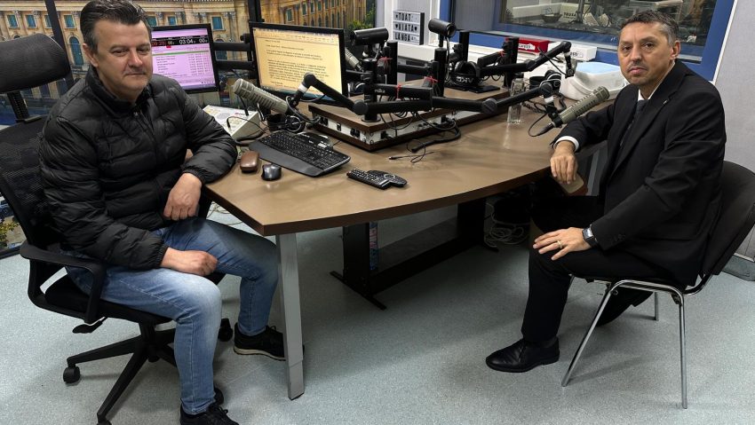 Raportul QX lansat de Ministerul Educației. Am discutat despre ce funcționează, ce trebuie regândit și ce înseamnă un sistem educațional pregătit pentru viitor, împreună cu Daniel David, Ministrul Educației și Cercetării