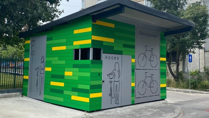 Parcarea pentru biciclete din Sectorul 6 poate fi plătită și online!
