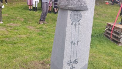 Regina Maria, onorată pe Via Transilvanica cu o bornă-simbol la Castelul Bran