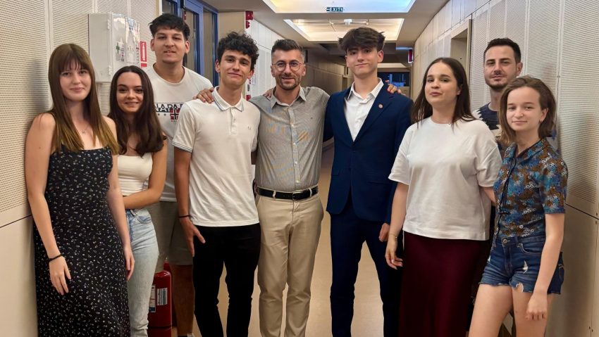 VIDEO| „Vocea unei generații” se face auzită pe scena Teatrului Național din București