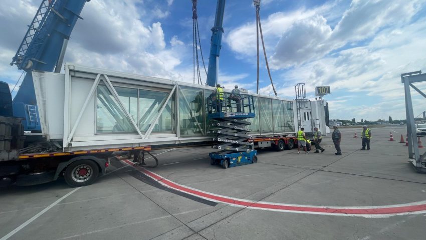 Călătorii care zboară cu Ryanair vor avea nevoie doar de tichet digital. Compania renunță complet la biletele pe hârtie