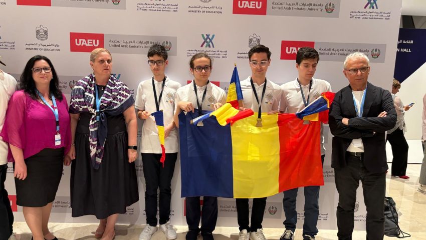 Patru medalii obţinute de elevii români la Olimpiada Internaţională de Chimie 2025