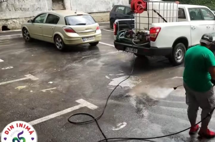 Amplă acțiune de igienizare, deratizare și dezinsecție, în zona Livezilor, din Sectorul 5!