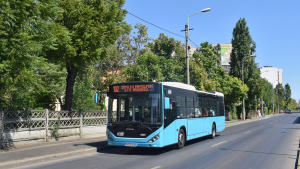 Bucureștenii folosesc mai mult transportul public, după scumpirea carburanților