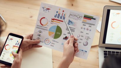 INS: Numărul salariaţilor, în ușoară scădere în Capitală în luna mai