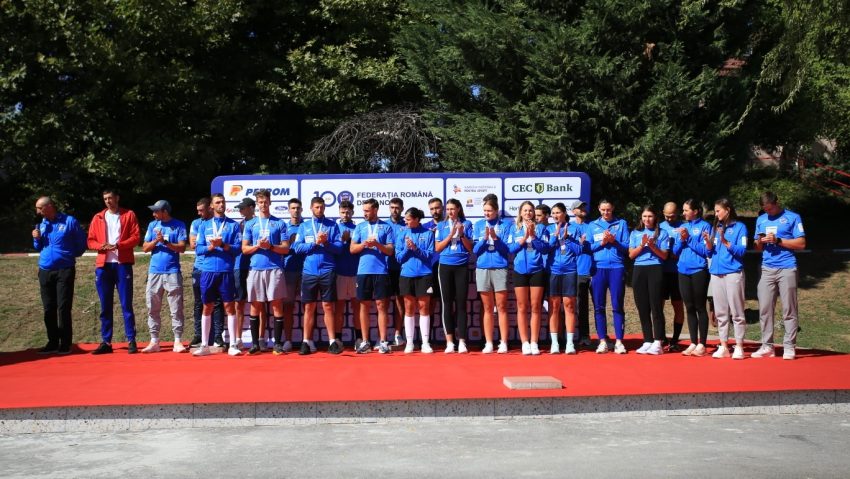 Campionatele Mondiale de Canotaj de la Shanghai, motiv de sărbătoare pentru delegația României: sportivii din țară s-au întors din Asia, după ce au egalat un record vechi de 31 de ani