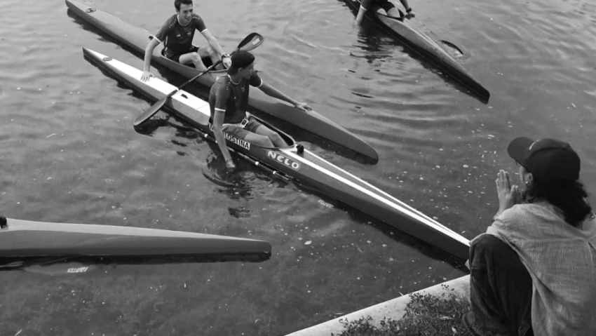 Premiera spectacolului „Sirene pe Dâmbovița” – prima producție românească de teatru pe apă