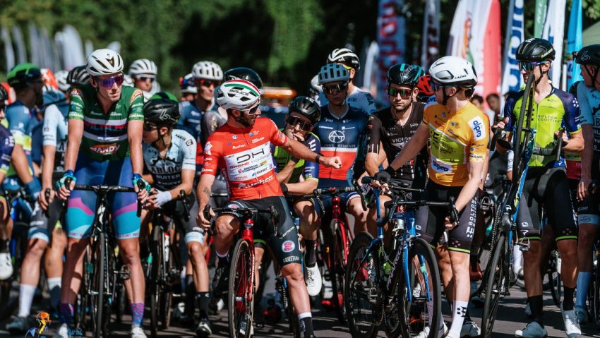 TPBI: Traseele a 22 de linii de transport public, modificate duminică, pentru desfăşurarea competiţiei “Turul României”