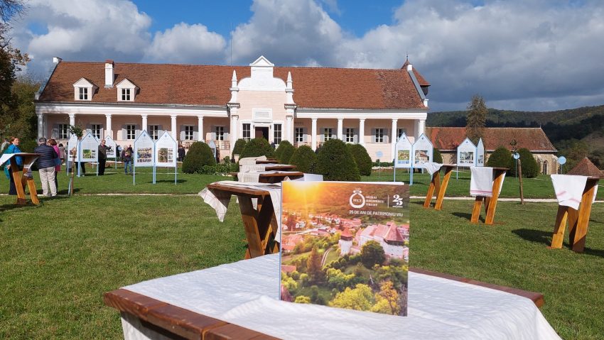 MET a sărbătorit 25 de ani de la înființare la Conacul Apafi