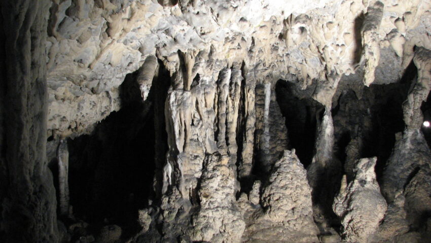 Peștera Muierilor, accesibilă și printr-un tur virtual 3D!