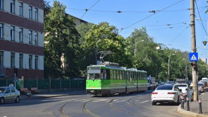 Liniile de transport public 17, 36 și 636 revin pe traseele obișnuite
