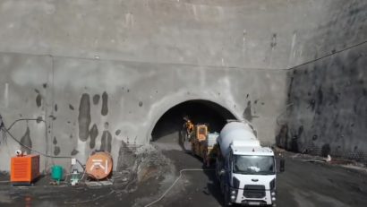 Au început operațiunile pentru construcția tunelului Robești de pe Autostrada Sibiu-Pitești