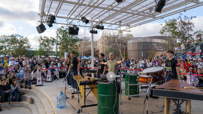 Zoli TOTH și Young Beats – Cantus Mundi au cucerit publicul japonez la Expo 2025 Osaka