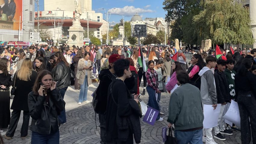 Manifestație contra violenței împotriva femeilor