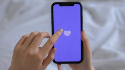 Aplicațiile de dating: între nesiguranță și marea iubire