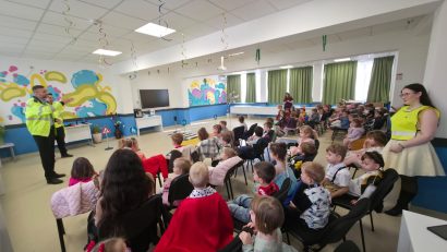 Lecţie interactivă de educaţie rutieră susţinută de Poliţia Locală Sector 3