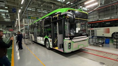 Troleibuze noi, in București