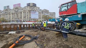 Circulaţie restricţionată sâmbătă pe Bulevardul Unirii, pentru lucrările la Planşeul Unirii