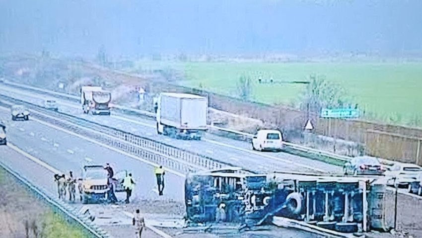 Traficul este oprit pe Autostrada A3 București – Ploiești, sensul spre Ploiești!