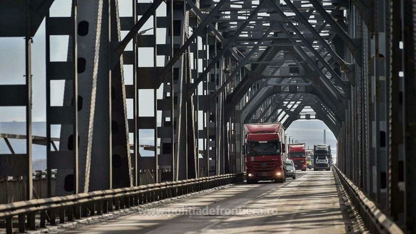 Circulația pe Podul Prieteniei, Giurgiu-Ruse, redeschisă pe toată perioada sărbătorilor de iarnă