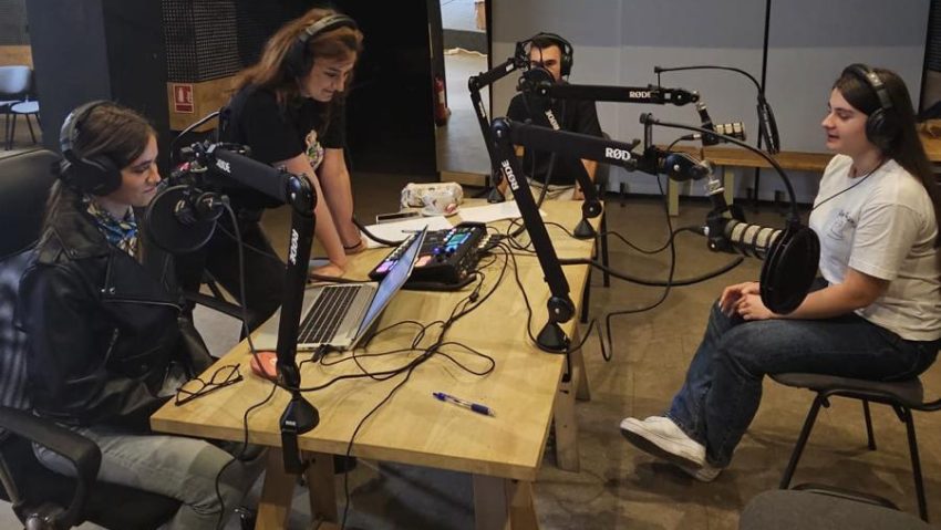 Anchete locale, experiențe internaționale: povestea unui proiect Erasmus+