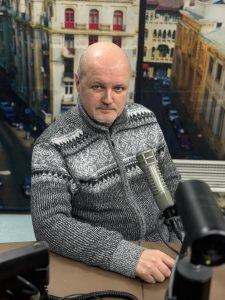 Iarna la bloc în București - cu Radu Opaina și Ioana Brușten