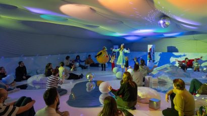 ASSMB: Muzică şi poveşti, în secţiile de neonatologie şi pediatrie