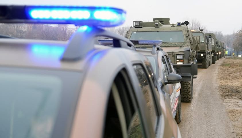 MApN: Deplasări de tehnică şi echipamente militare în Capitală