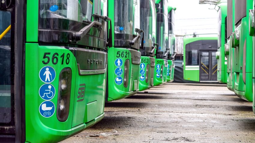 PMB: Cele 22 de troleibuze cu autonomie au ajuns în ţară; vor circula pe linia 86, din primăvară