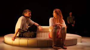 ”(the) Woman” , premieră la Teatrul Metropolis