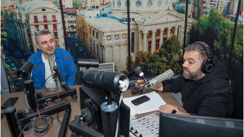 De10xRomânia: Cornel Ilie despre musicalul „Invizibilii” și noul turneu Vunk – „Suflet digital”