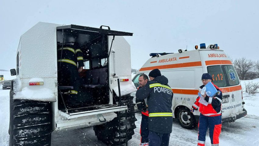 IGSU: Intervenţii în desfăşurare în 12 județe și municipiul București