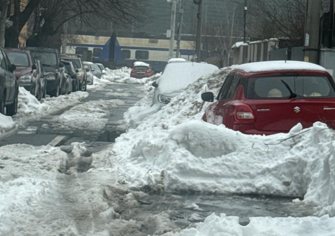 Peste 150 de dosare pentru sancționarea operatorului de deszăpezire, întocmite de Poliția Locală Sector 1