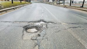 Poliția Capitalei verifică starea drumurilor publice: 7 sancțiuni aplicate pentru neîntreținerea părții carosabile