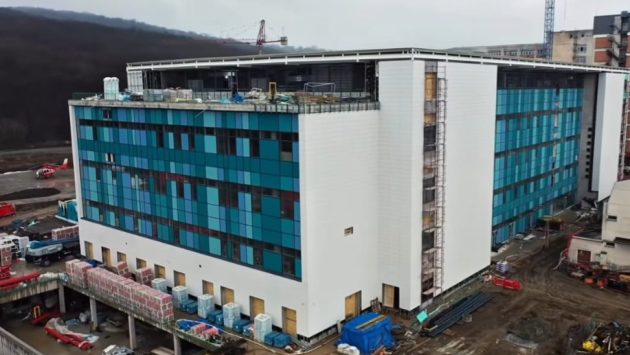 Rogobete: Centrul de arşi grav de la Târgu Mureş va fi dat în folosinţă, cel mai probabil, în toamna acestui an