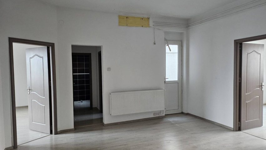 Ciprian Ciucu vrea sa crească de peste opt ori chiriile la locuințele convenabile ale Municipalității!