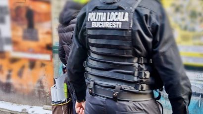 Amenzi de 18.000 de lei pentru afișe lipite ilegal în centrul Capitalei