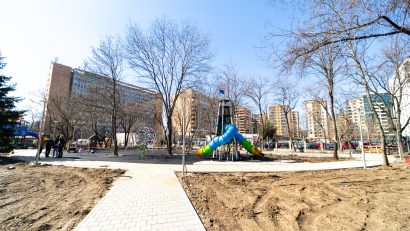 Un nou loc de joacă, pentru copiii din sectorul 6