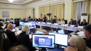 Bugetul Ministerului Sănătăţii, aprobat în comisiile de buget-finanţe