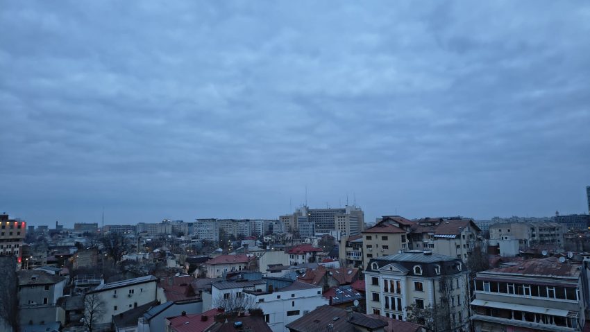 Vineri, valori termice apropiate de cele specifice datei