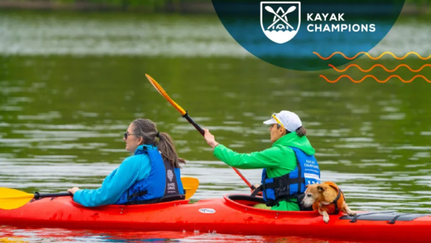 Distracție pe apă, în familie sau cu prietenii: Kayak Challenge Family & Friends revine pe lacul Titan