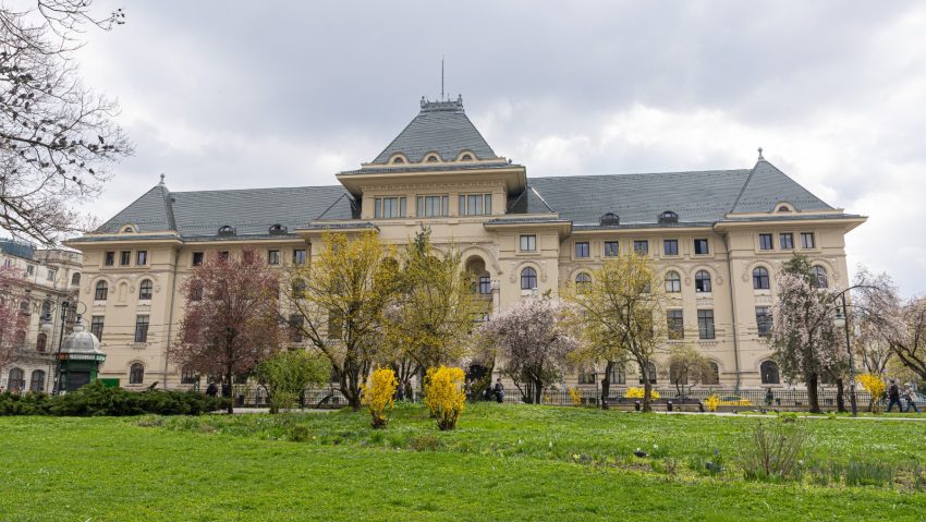 Tururi ghidate, la Primăria Generală